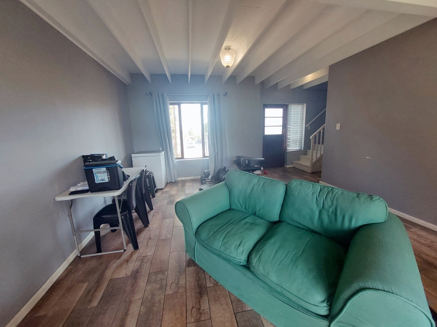 3 Bedroom Property for Sale in Heatherlands Western Cape